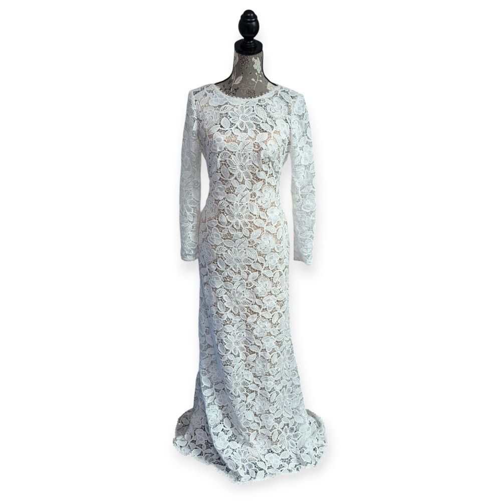 NWT Tadashi Shoji Medallion Lace Wedding Dress - Picture 3 of 8